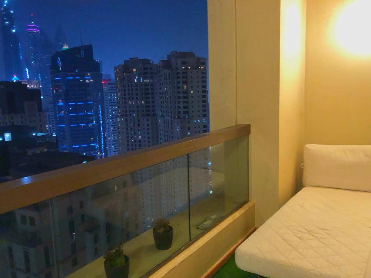Dubai Eye Hostel Kültér fotó